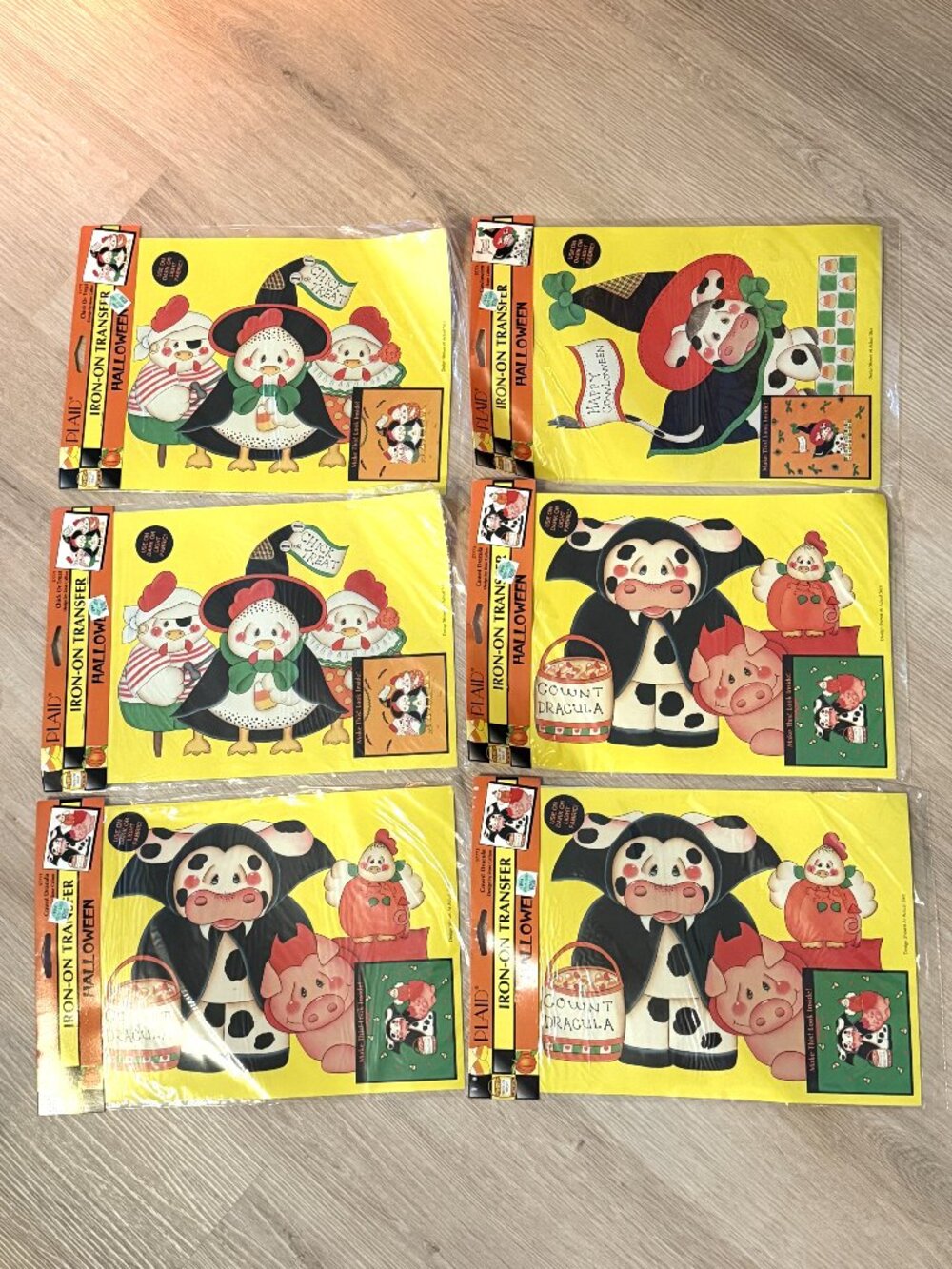 Halloween Iron On Transfer X 6 Cow Chicken Dracula in Pumpkin Patch Pilgrim Fall